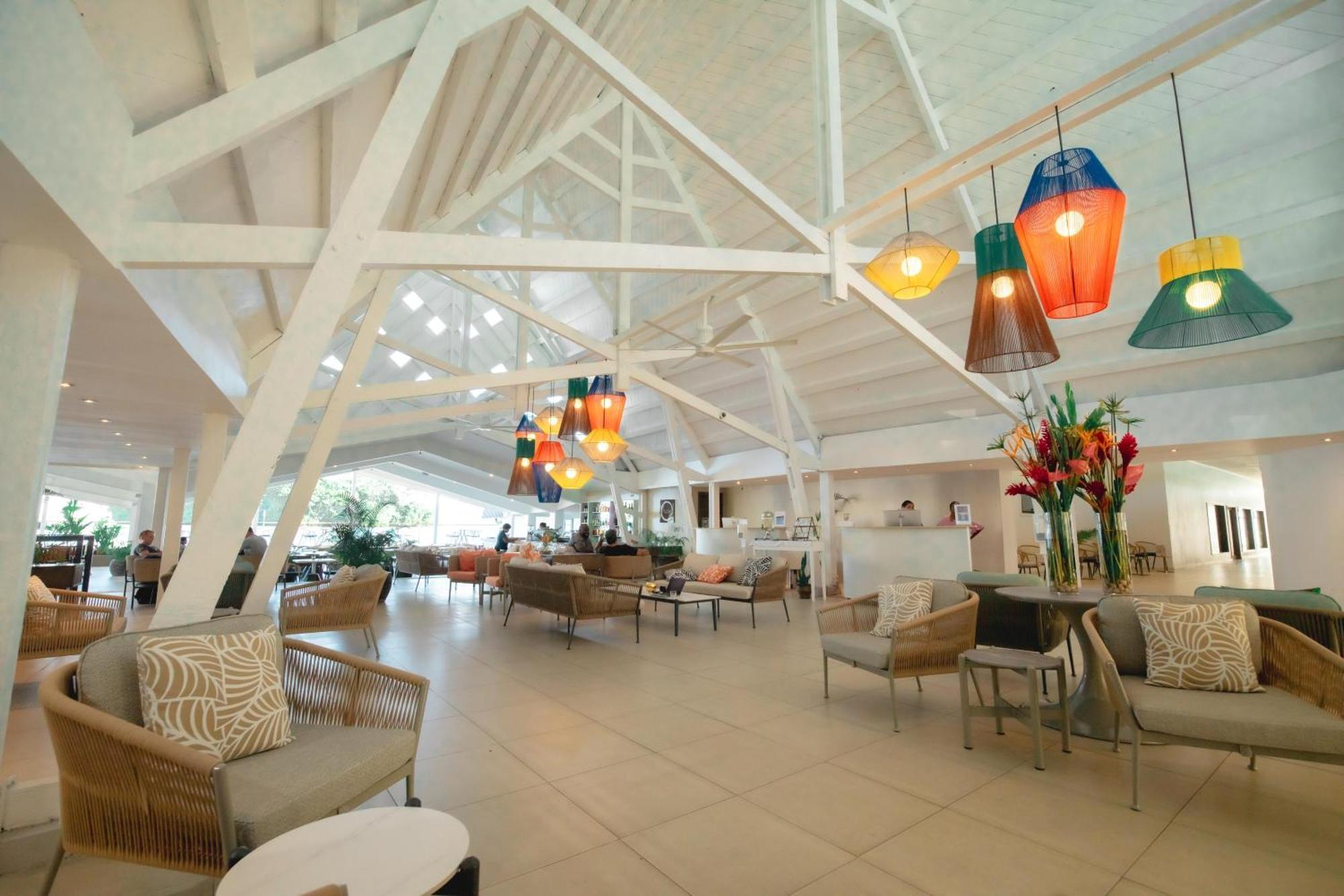 Hotel Novotel Lami Bay 4*