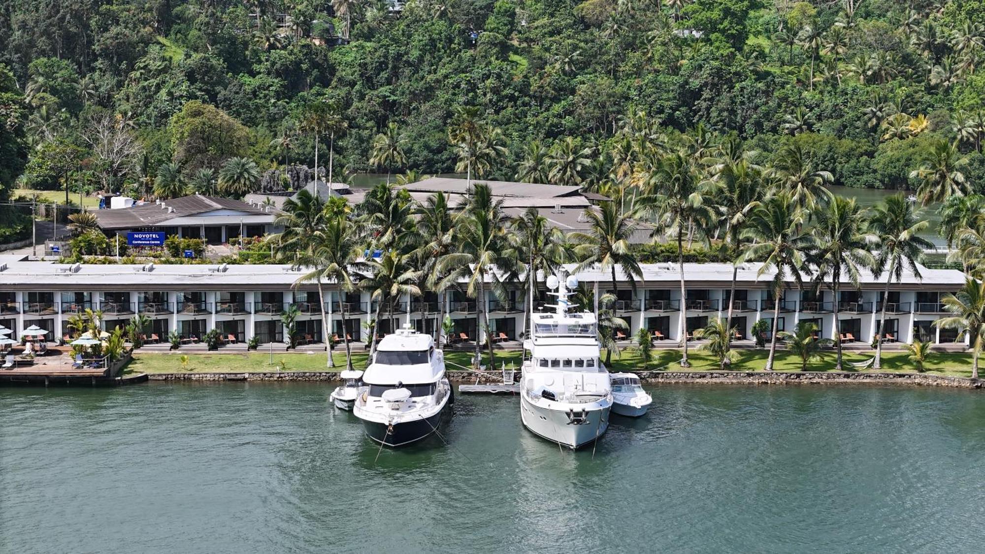 Hotel Novotel Lami Bay